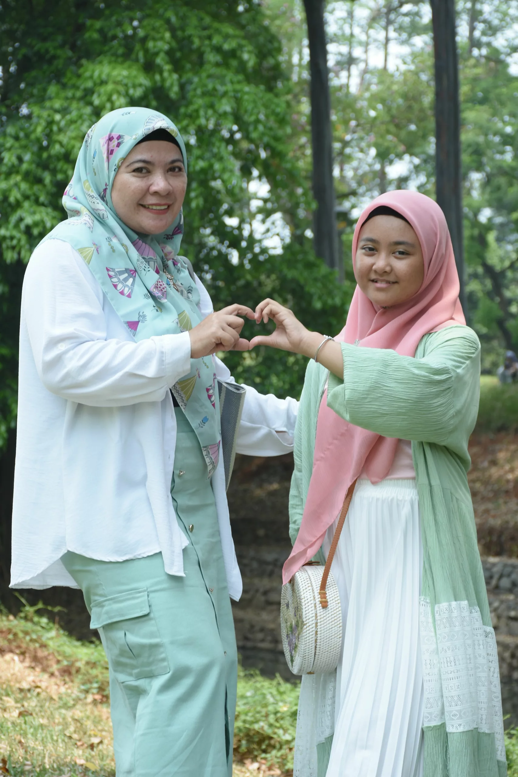 Shinta E., 42 tahun