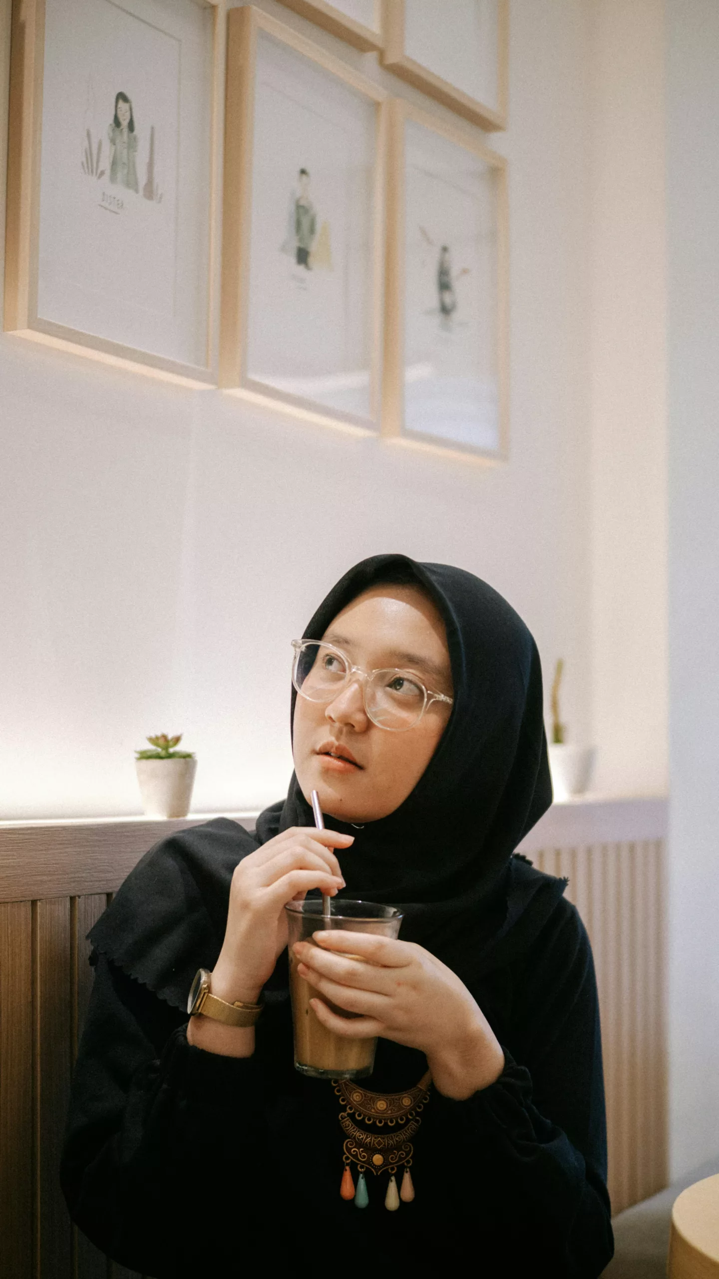 Wulan B., 29 tahun