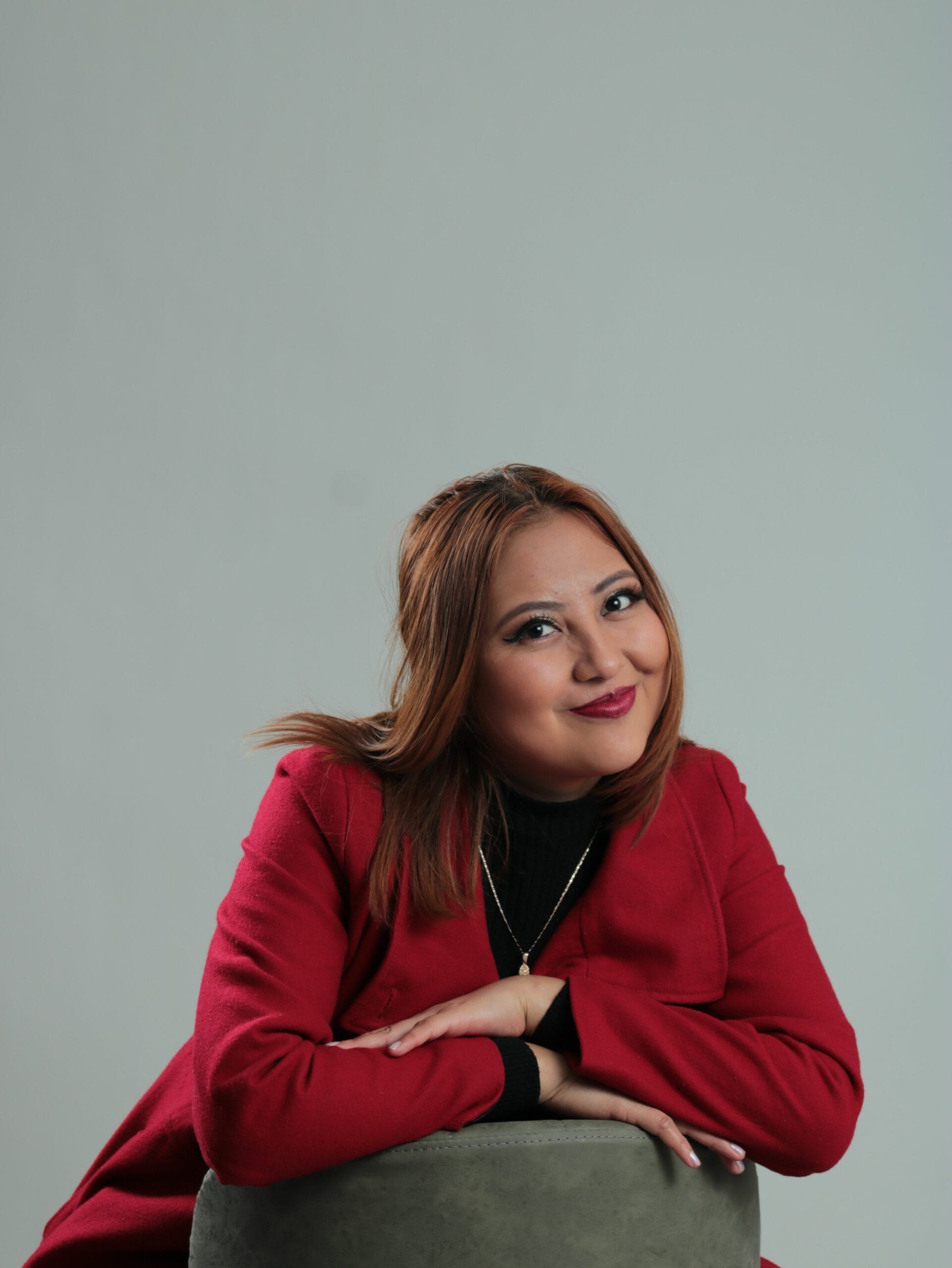 Aurel V., 27 tahun