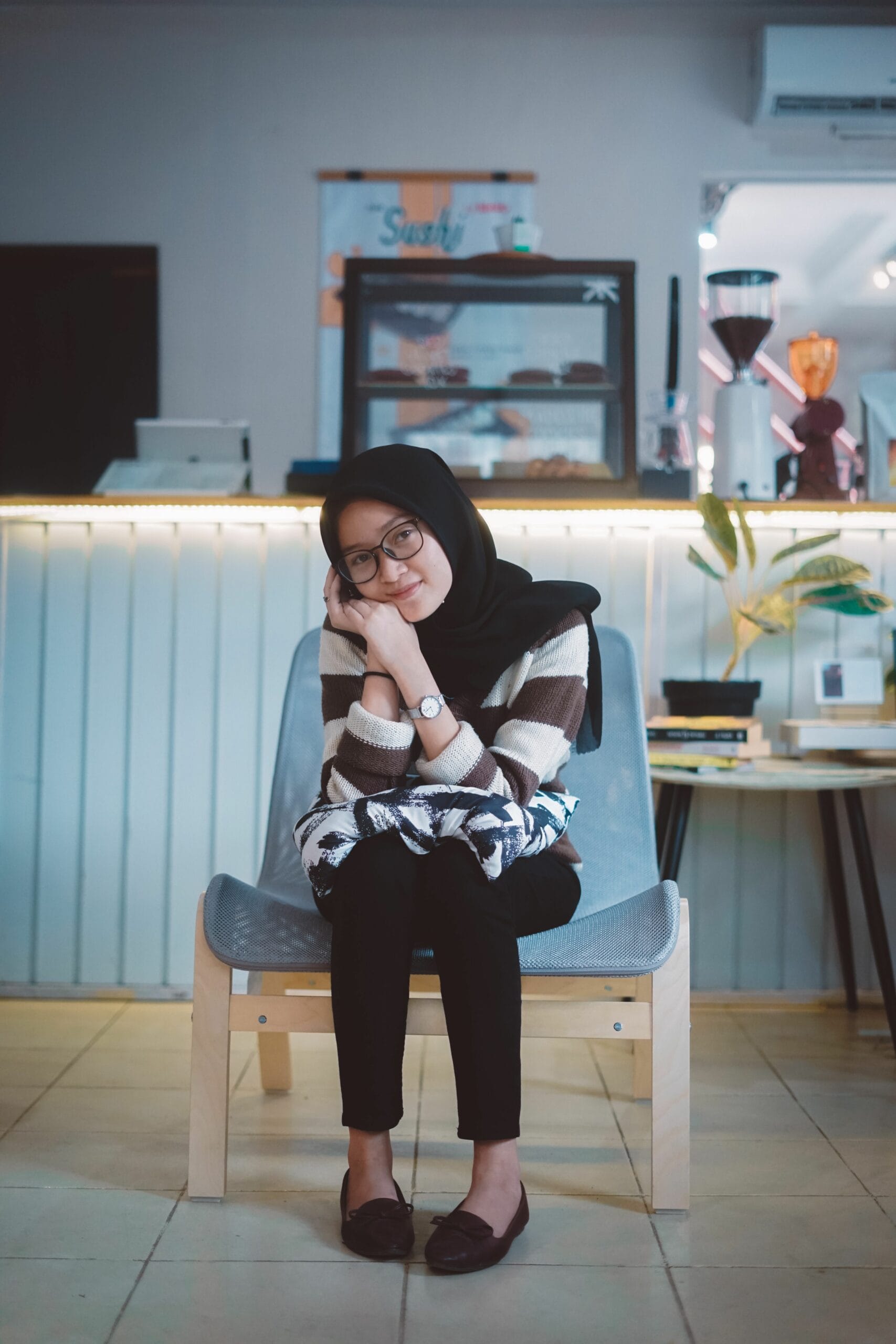 Nadia F., 19 tahun